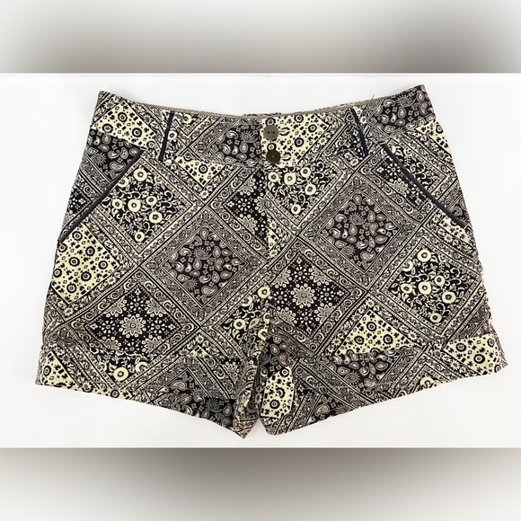 Anthropologie Pants - Anthropologie Cartonnier Bandana Print Shorts - 8